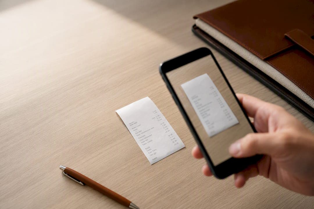 Scannerizzare scontrini da smartphone: la procedura per le aziende